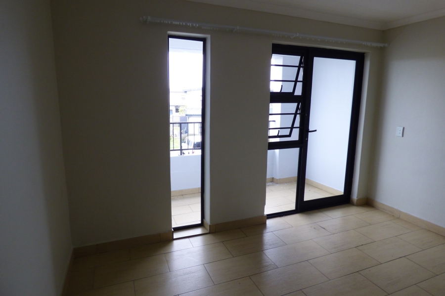2 Bedroom Property for Sale in Parklands North Western Cape
